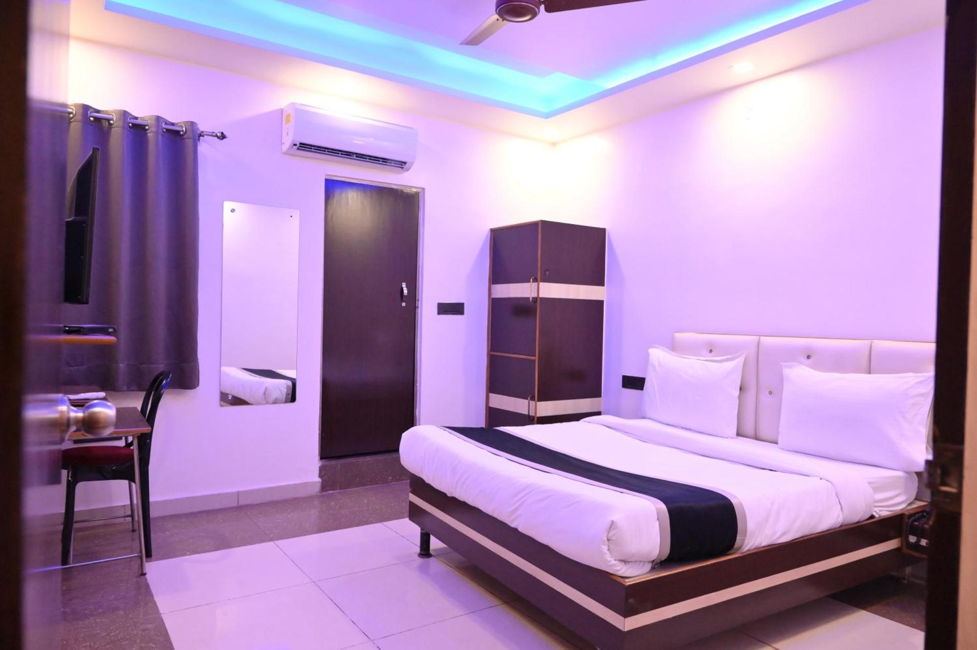 Hotel Riddhi Regency Lucknow Eksteriør billede