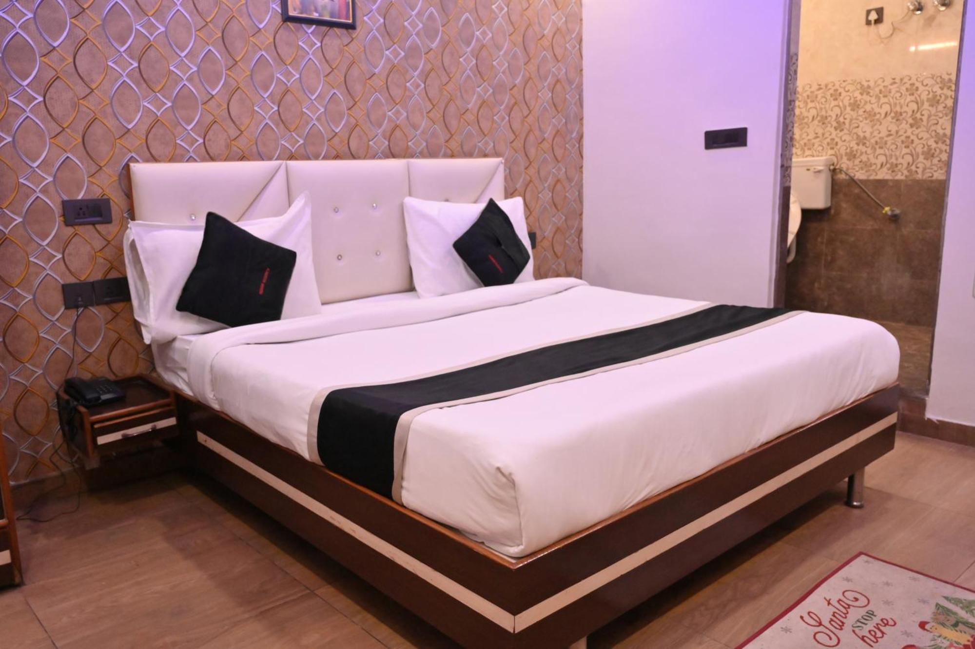 Hotel Riddhi Regency Lucknow Eksteriør billede