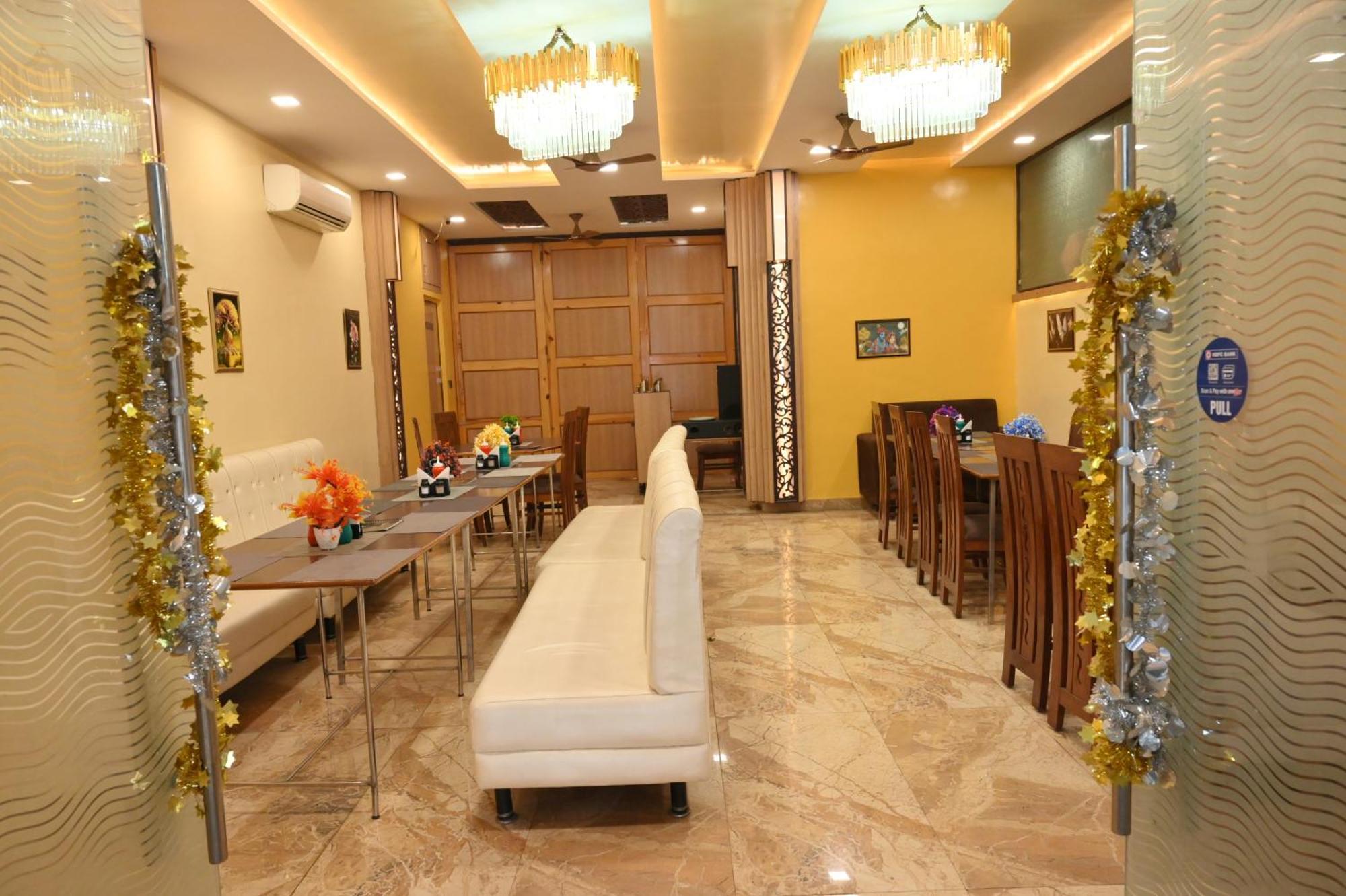 Hotel Riddhi Regency Lucknow Eksteriør billede